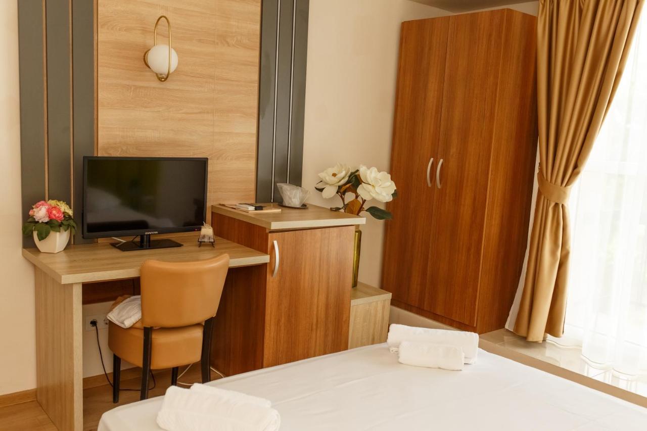Grand Hotel Astoria Mamaia Eksteriør billede